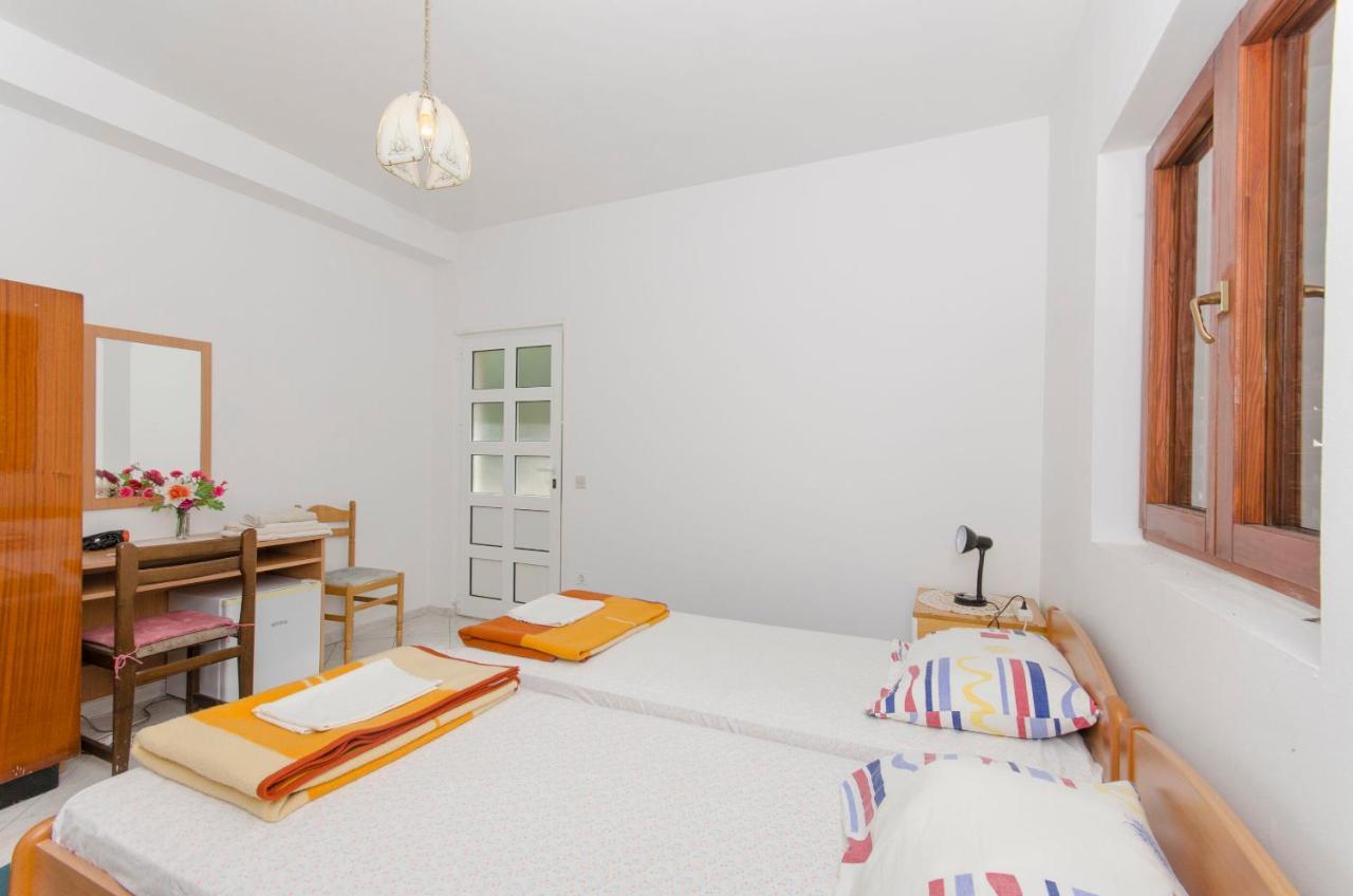 Apartments And Rooms Nike Sobra Екстериор снимка